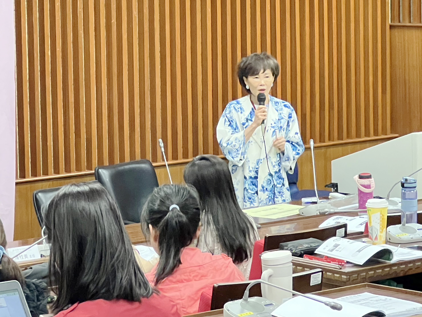 112/03/26「金色年華世代的親密與愛」學術研討會暨老年人藝術治療工作坊