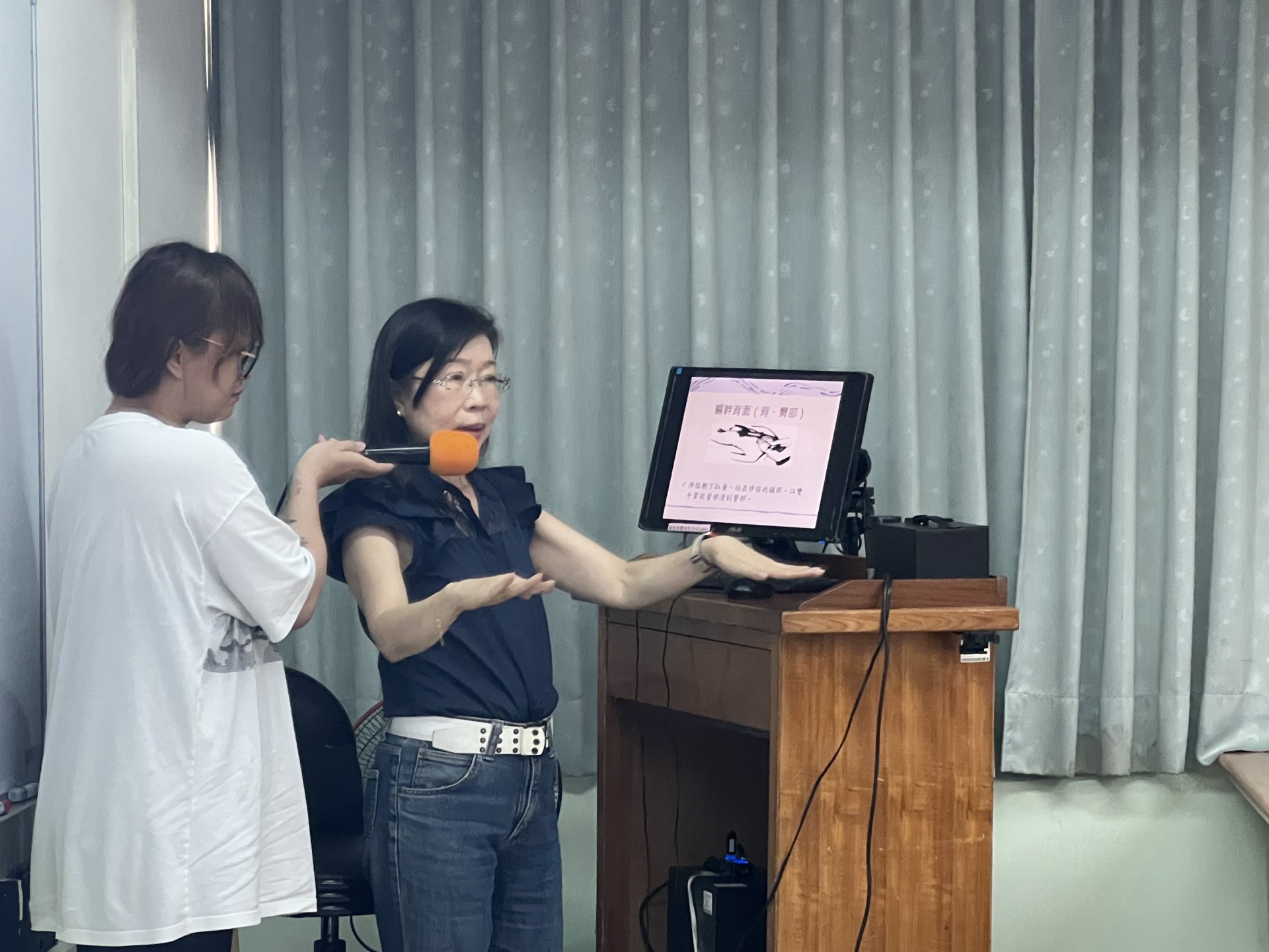 112/05/07 親密按摩工作坊